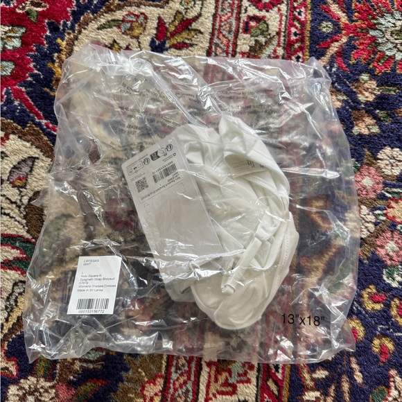 Lululemon Athletica Classic Wundermost White Bodysuit - Picture 5 of 12